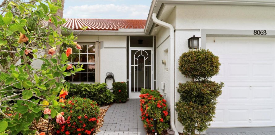 Townhouse in Boynton Beach, Florida 2 bedrooms, 131.64 sq.m. № 2086727