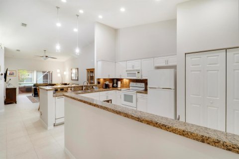 Townhouse in Boynton Beach, Florida 2 bedrooms, 131.64 sq.m. № 2086727 - photo 11