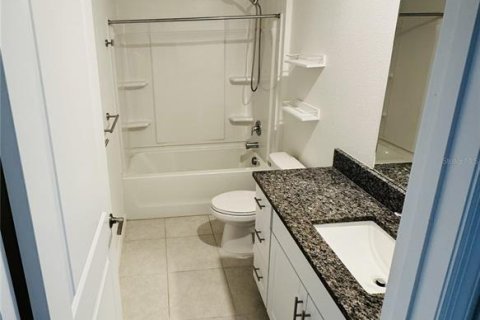 Villa ou maison à louer à Wimauma, Floride: 4 chambres, 179.77 m2 № 2125610 - photo 5
