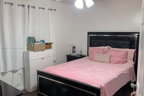 Condo in Homestead, Florida, 2 bedrooms  № 1966053 - photo 7