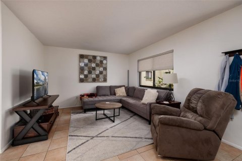 Copropriété à vendre à Temple Terrace, Floride: 1 chambre, 74.32 m2 № 2094469 - photo 5