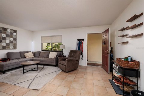 Copropriété à vendre à Temple Terrace, Floride: 1 chambre, 74.32 m2 № 2094469 - photo 4