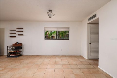 Copropriété à vendre à Temple Terrace, Floride: 1 chambre, 74.32 m2 № 2094469 - photo 7