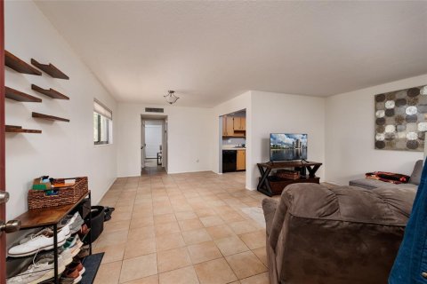 Copropriété à vendre à Temple Terrace, Floride: 1 chambre, 74.32 m2 № 2094469 - photo 6