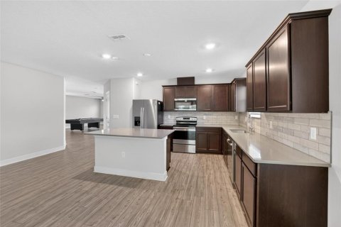 Casa en venta en Lakeland, Florida, 2 dormitorios, 211.91 m2 № 2098953 - foto 12