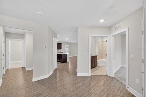 Casa en venta en Lakeland, Florida, 2 dormitorios, 211.91 m2 № 2098953 - foto 10