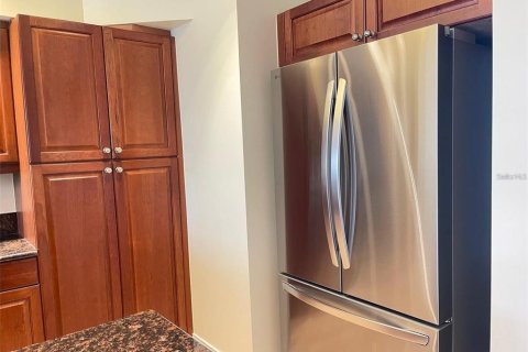 Condo in Lakewood Ranch, Florida, 2 bedrooms  № 2259552 - photo 11