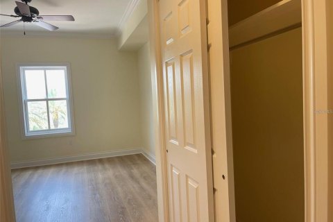 Condo in Lakewood Ranch, Florida, 2 bedrooms  № 2259552 - photo 15