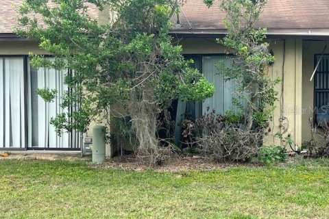 Adosado en venta en Winter Haven, Florida, 2 dormitorios, 116.31 m2 № 2097605 - foto 3