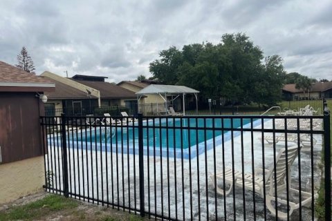 Adosado en venta en Winter Haven, Florida, 2 dormitorios, 116.31 m2 № 2097605 - foto 5