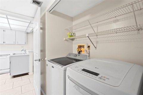 Condo in Port Charlotte, Florida, 1 bedroom  № 1734222 - photo 18