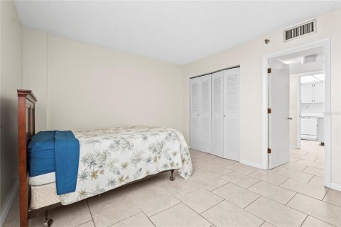 Condo in Port Charlotte, Florida, 1 bedroom  № 1734222 - photo 16