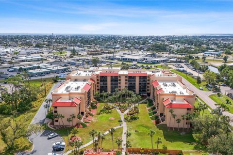 Condo in Port Charlotte, Florida, 1 bedroom  № 1734222 - photo 28