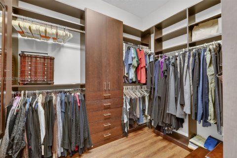 Casa en venta en Port St. Lucie, Florida, 3 dormitorios, 288.74 m2 № 1984186 - foto 22