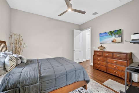 Casa en venta en Port St. Lucie, Florida, 3 dormitorios, 288.74 m2 № 1984186 - foto 26