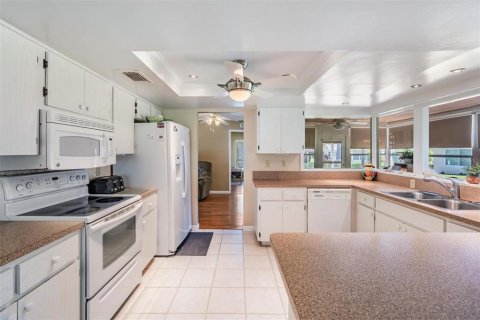 Casa en venta en Port Richey, Florida, 2 dormitorios, 135.08 m2 № 1918916 - foto 6