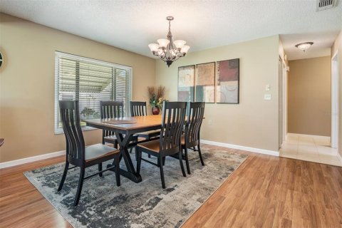 Casa en venta en Port Richey, Florida, 2 dormitorios, 135.08 m2 № 1918916 - foto 12