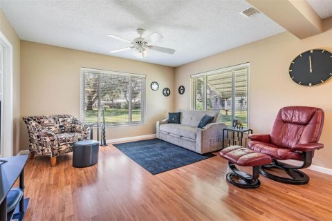 Casa en venta en Port Richey, Florida, 2 dormitorios, 135.08 m2 № 1918916 - foto 14