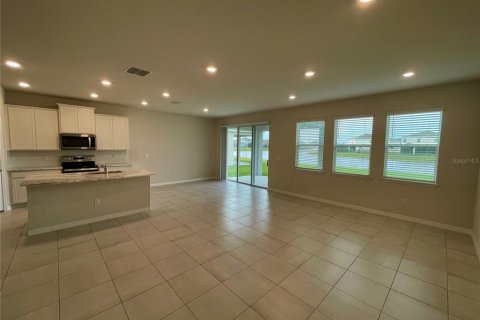 House in Parrish, Florida 4 bedrooms, 256.04 sq.m. № 2391507 - photo 8
