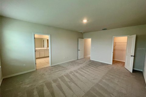House in Parrish, Florida 4 bedrooms, 256.04 sq.m. № 2391507 - photo 13