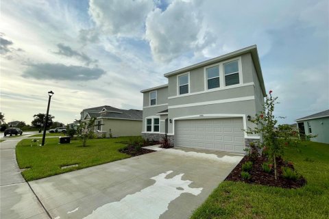 House in Parrish, Florida 4 bedrooms, 256.04 sq.m. № 2391507 - photo 2