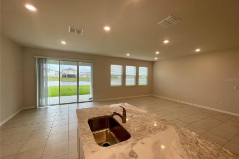 House in Parrish, Florida 4 bedrooms, 256.04 sq.m. № 2391507 - photo 10