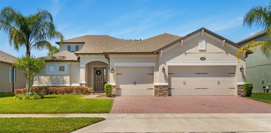 House in Oviedo, Florida 5 bedrooms, 308.99 sq.m. № 2098104
