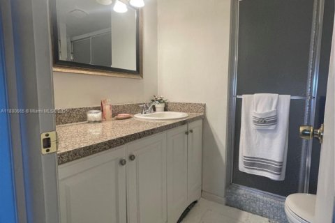 Купить кондоминиум в Санрайз, Флорида 2 спальни, 78.97м2, № 1929294 - фото 27