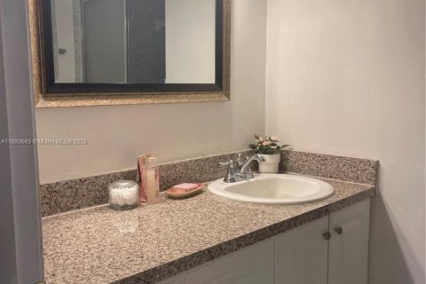 Купить кондоминиум в Санрайз, Флорида 2 спальни, 78.97м2, № 1929294 - фото 29