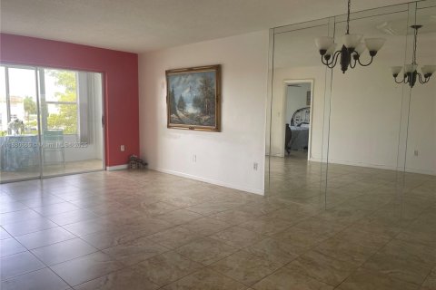 Купить кондоминиум в Санрайз, Флорида 2 спальни, 78.97м2, № 1929294 - фото 8