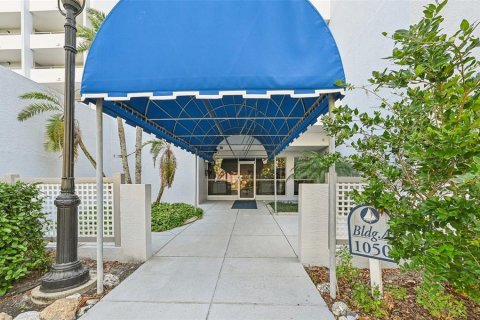 Condominio en alquiler en Palmetto, Florida, 2 dormitorios, 169.18 m2 № 1544471 - foto 1