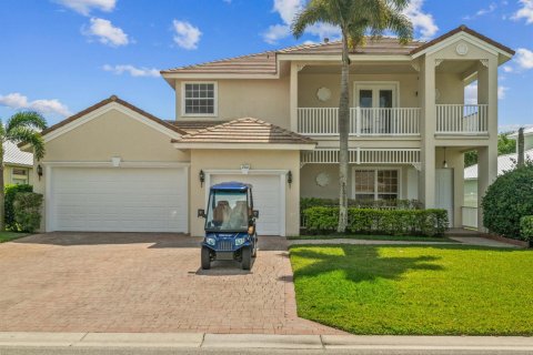 Casa en Port St. Lucie, Florida 5 dormitorios, 332.13 m2 № 2087379