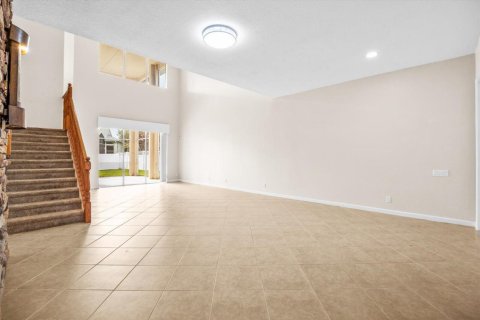 Casa en venta en Port St. Lucie, Florida, 5 dormitorios, 332.13 m2 № 2087379 - foto 6