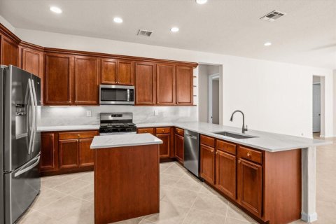Casa en venta en Port St. Lucie, Florida, 5 dormitorios, 332.13 m2 № 2087379 - foto 12