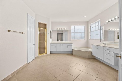 Casa en venta en Port St. Lucie, Florida, 5 dormitorios, 332.13 m2 № 2087379 - foto 17