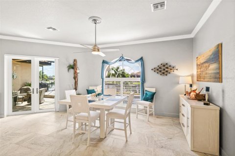 Villa ou maison à vendre à Punta Gorda, Floride: 3 chambres, 230.21 m2 № 2310335 - photo 24