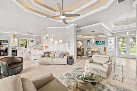 Villa ou maison à vendre à Punta Gorda, Floride: 3 chambres, 230.21 m2 № 2310335 - photo 19