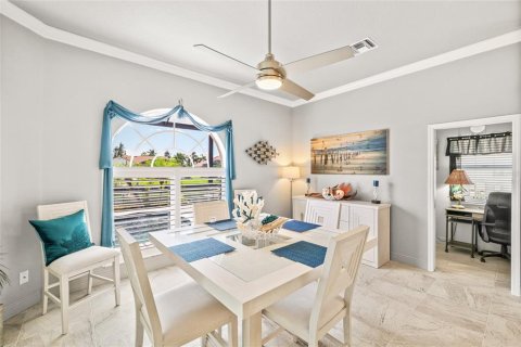 Villa ou maison à vendre à Punta Gorda, Floride: 3 chambres, 230.21 m2 № 2310335 - photo 25