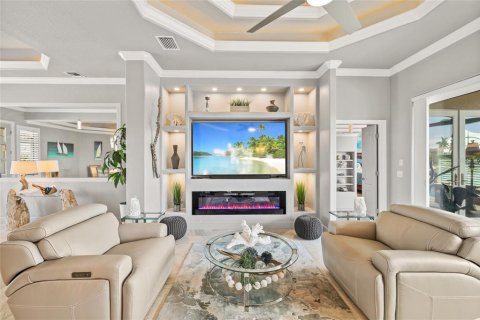 Villa ou maison à vendre à Punta Gorda, Floride: 3 chambres, 230.21 m2 № 2310335 - photo 3