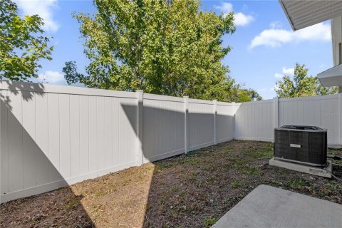 Adosado en venta en Davenport, Florida, 4 dormitorios, 189.06 m2 № 1900601 - foto 29