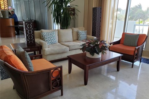Condominio en venta en Sunny Isles Beach, Florida, 1 dormitorio, 63.92 m2 № 1698416 - foto 11
