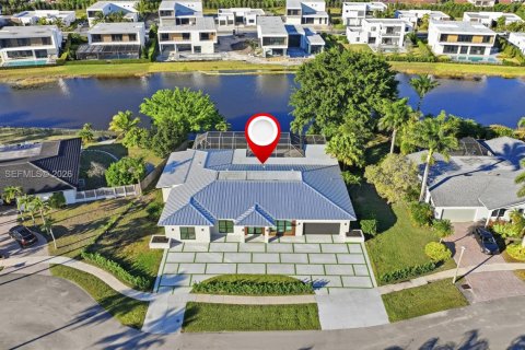 Купить виллу или дом в Уэстон, Флорида 5 спален, 378.58м2, № 2003124 - фото 30