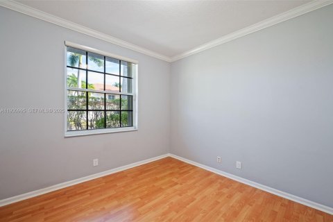 Villa ou maison à louer à Weston, Floride: 4 chambres, 248.42 m2 № 1989834 - photo 20