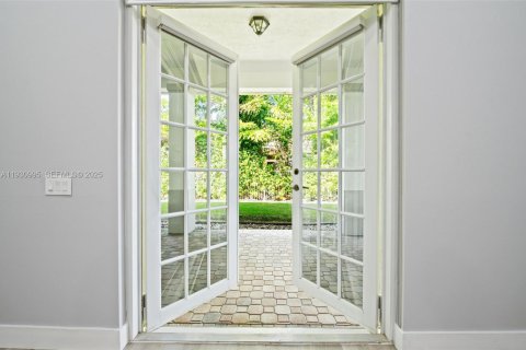 Villa ou maison à louer à Weston, Floride: 4 chambres, 248.42 m2 № 1989834 - photo 25