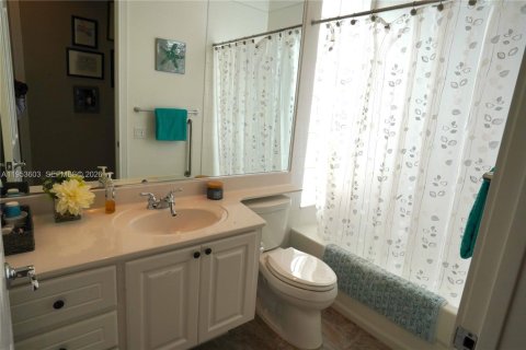 Купить виллу или дом в Порт-Сент-Луси, Флорида 4 спальни, 231.05м2, № 2007690 - фото 22