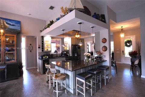 Купить виллу или дом в Порт-Сент-Луси, Флорида 4 спальни, 231.05м2, № 2007690 - фото 13