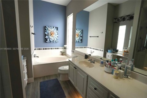 Купить виллу или дом в Порт-Сент-Луси, Флорида 4 спальни, 231.05м2, № 2007690 - фото 18