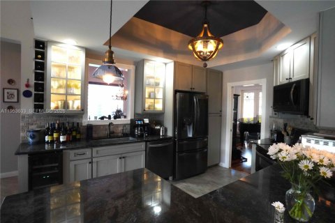 Купить виллу или дом в Порт-Сент-Луси, Флорида 4 спальни, 231.05м2, № 2007690 - фото 14