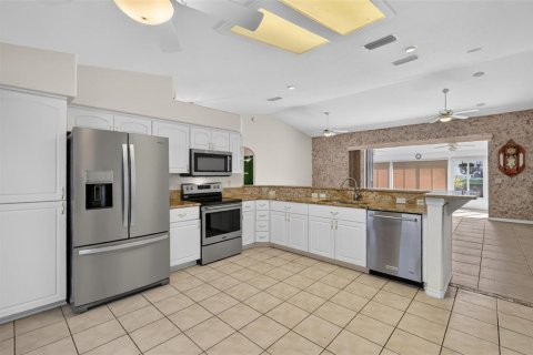 Villa ou maison à vendre à Leesburg, Floride: 3 chambres, 171.68 m2 № 2436790 - photo 18