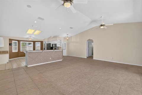 Villa ou maison à vendre à Leesburg, Floride: 3 chambres, 171.68 m2 № 2436790 - photo 14